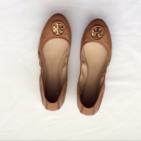 Tory Burch Shoes - Tory Burch Allie ballet flats Tan size 10